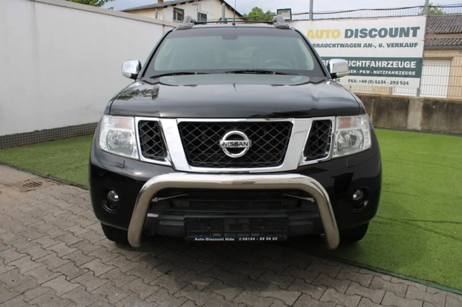 Nissan Navara Double Cab LE V6 4x4 *Hardtop*Seilwinde* Schwarz - 2