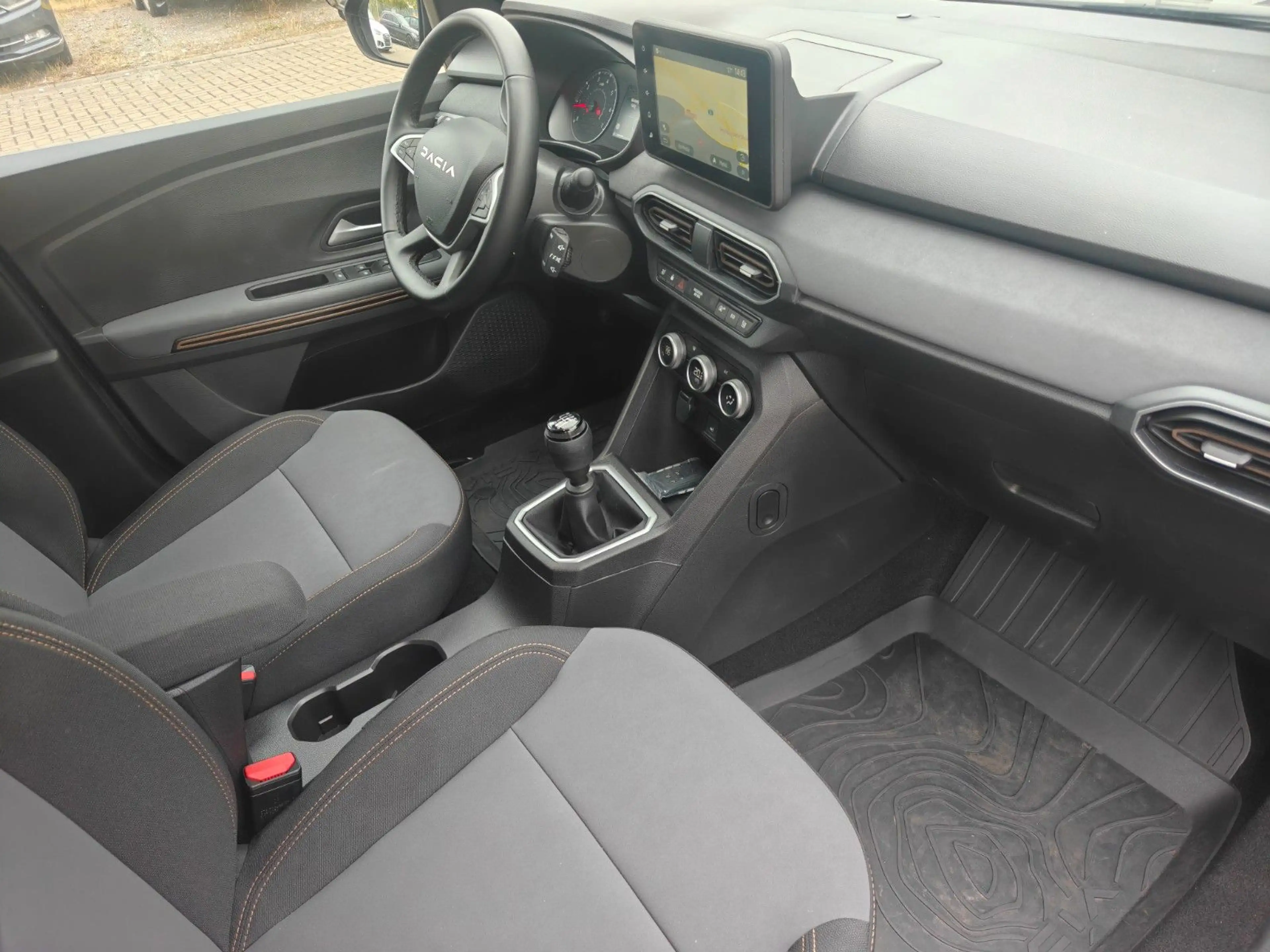 Dacia Jogger Extreme — photo 13