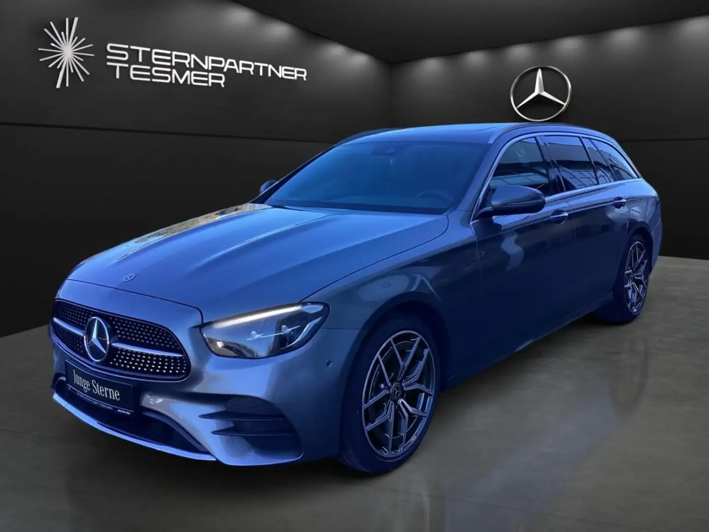 Mercedes-Benz E 220 d T +AMG+MBUX+KAMERA+SDach+WIDE+AHK+NAVI Grijs - 2
