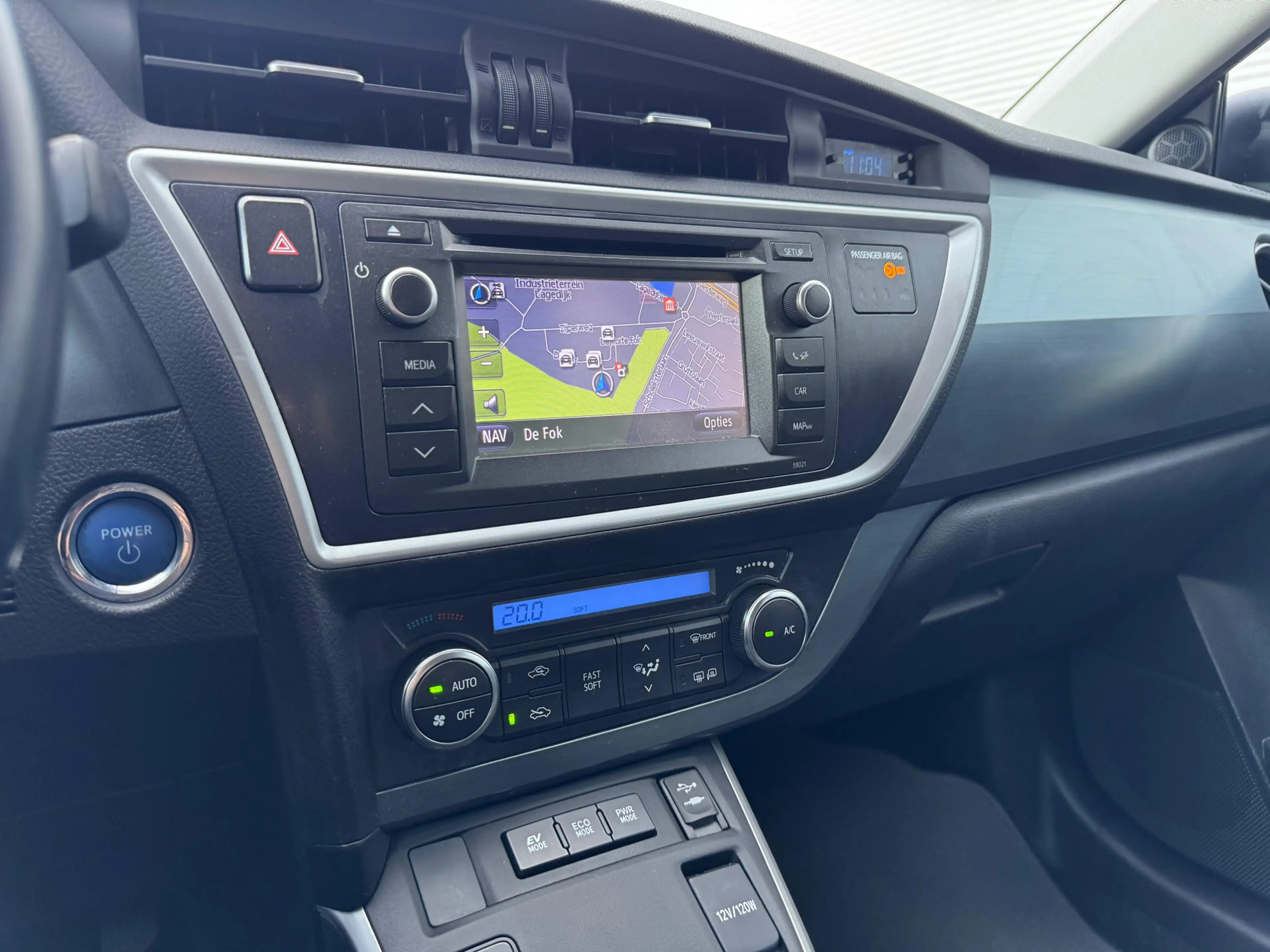 Toyota Auris 1.8 Hybrid Dynamic met Afneembare Trekhaak — photo 11