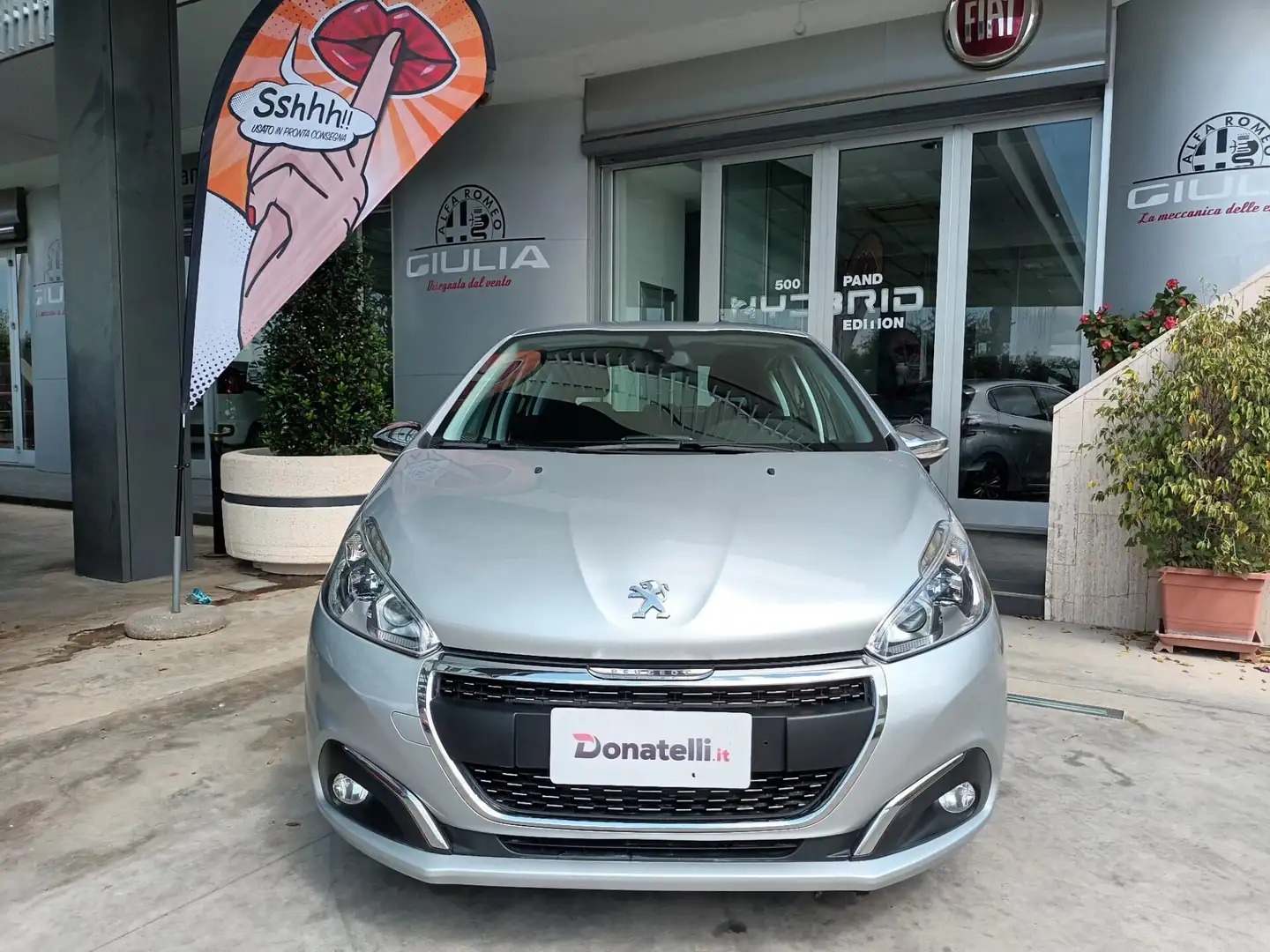 Peugeot 208 Allure 1.6 Blue HDi 100 CV Argento - 2