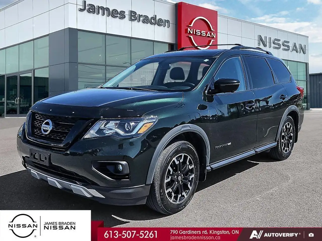 Nissan Pathfinder fotografie Nissan Pathfinder