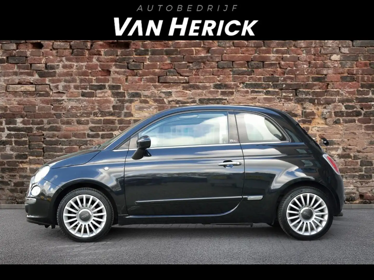 Fiat 500C 0.9 TwinAir Turbo Lounge | Airco | Blue&Me | NAP Zwart - 2