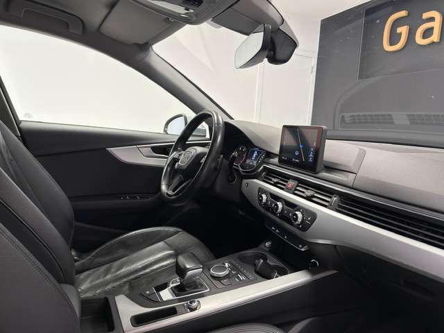 Audi A4 — photo 13
