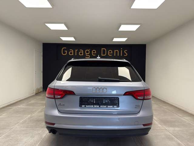 Audi A4 — photo 7