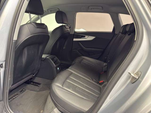 Audi A4 — photo 15