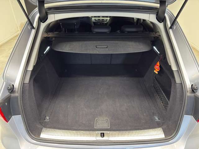 Audi A4 — photo 16