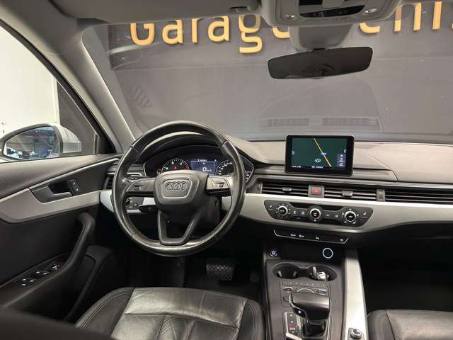 Audi A4 — photo 10