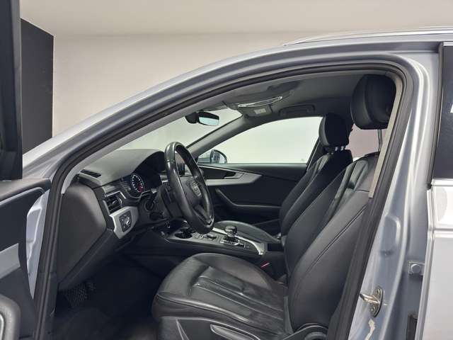 Audi A4 — photo 11
