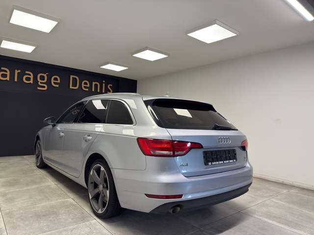 Audi A4 — photo 6