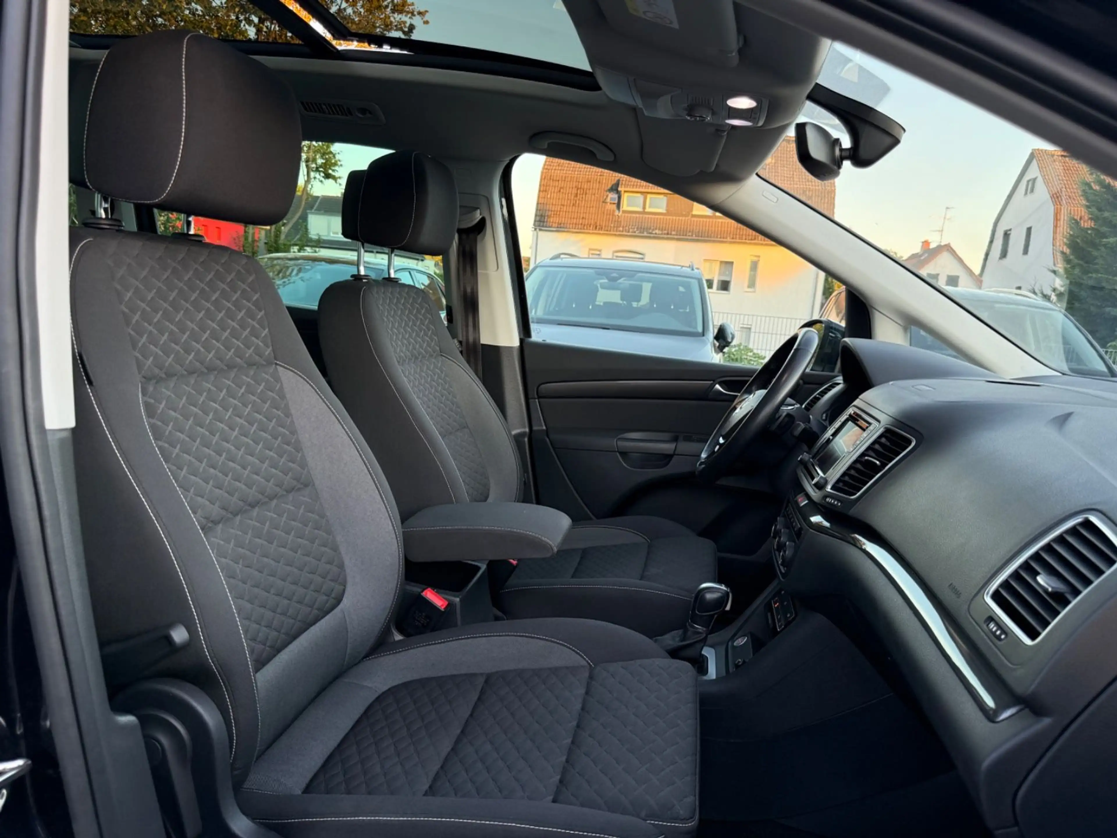 Volkswagen Sharan Join 2.0 TDI*DSG*7-Sitz*AHK*PANO*E-Türe* — photo 15
