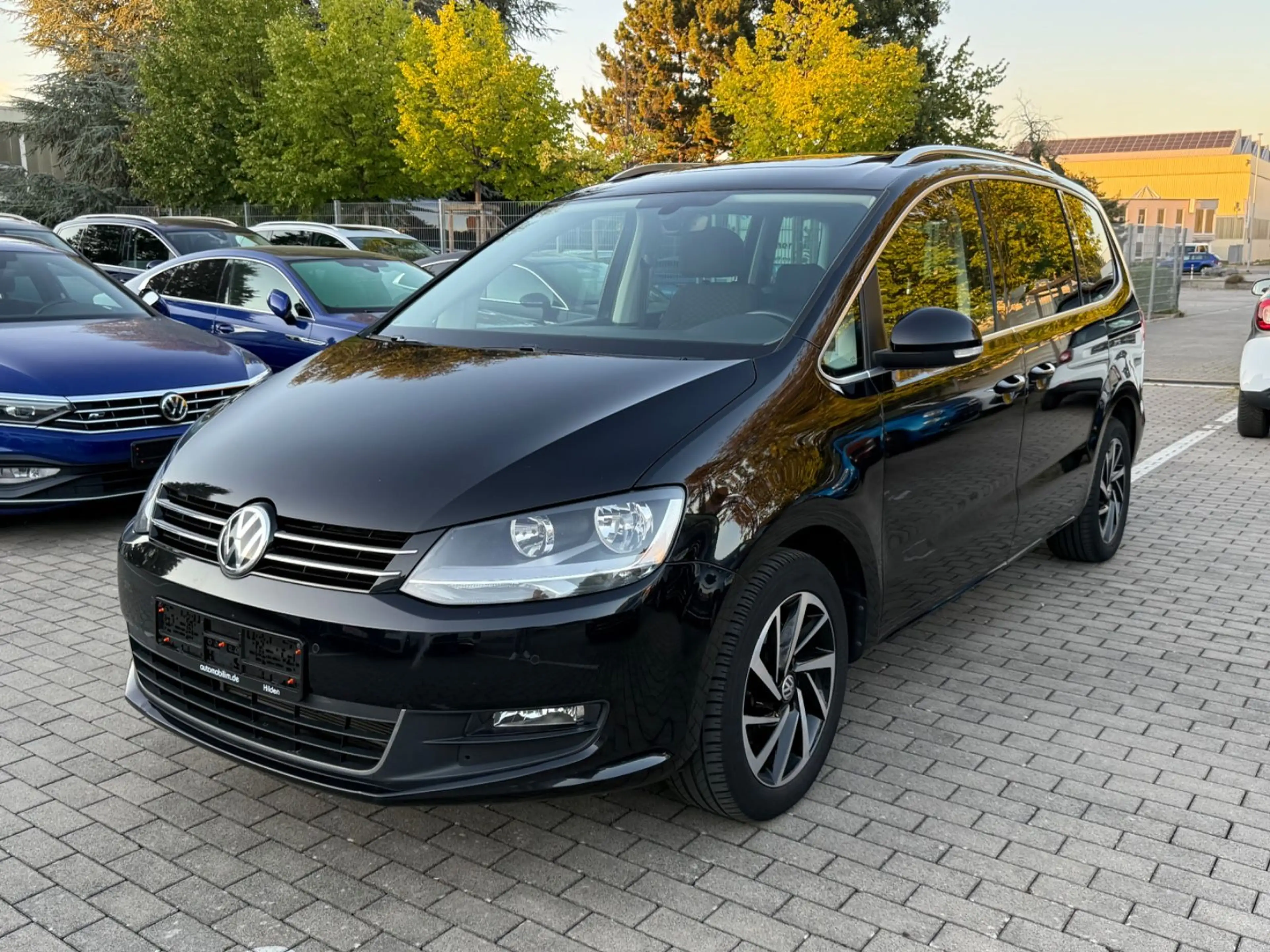 Volkswagen Sharan Join 2.0 TDI*DSG*7-Sitz*AHK*PANO*E-Türe* — photo 2