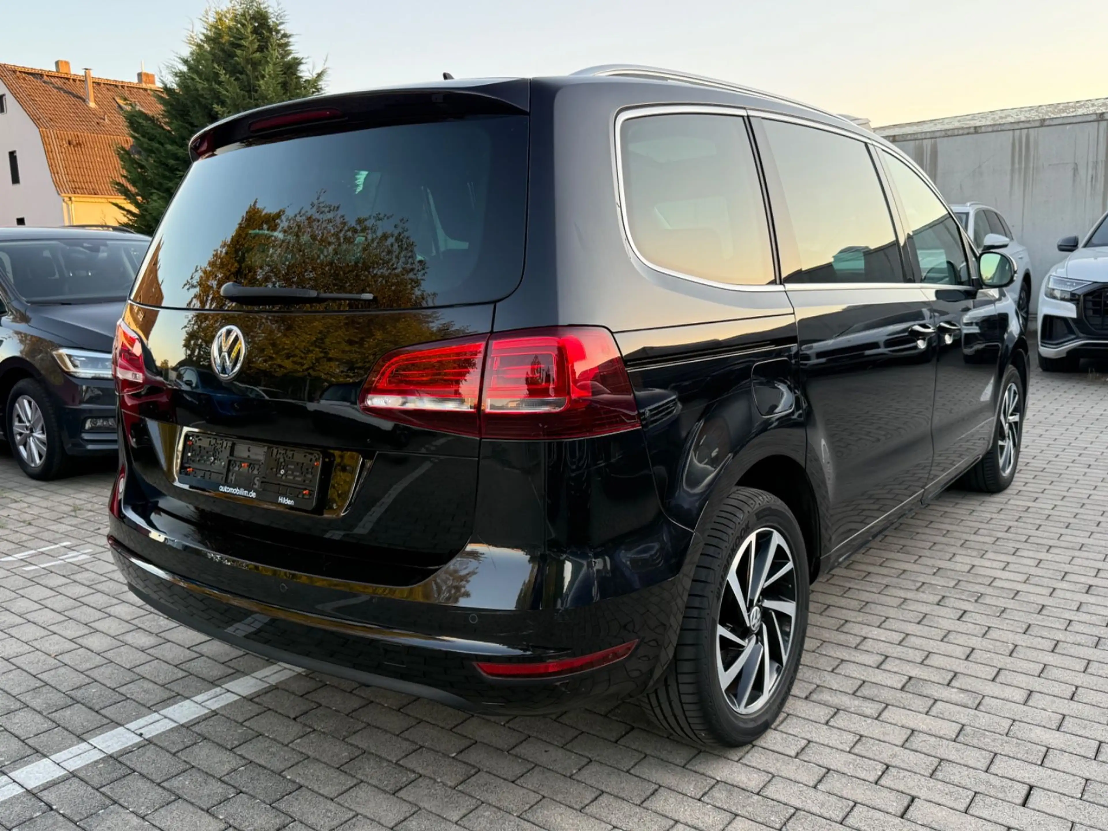 Volkswagen Sharan Join 2.0 TDI*DSG*7-Sitz*AHK*PANO*E-Türe* — photo 7