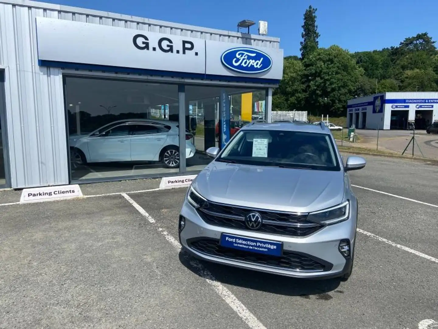 Volkswagen Taigo 1.0 TSI 110ch Style DSG7 Argent - 2