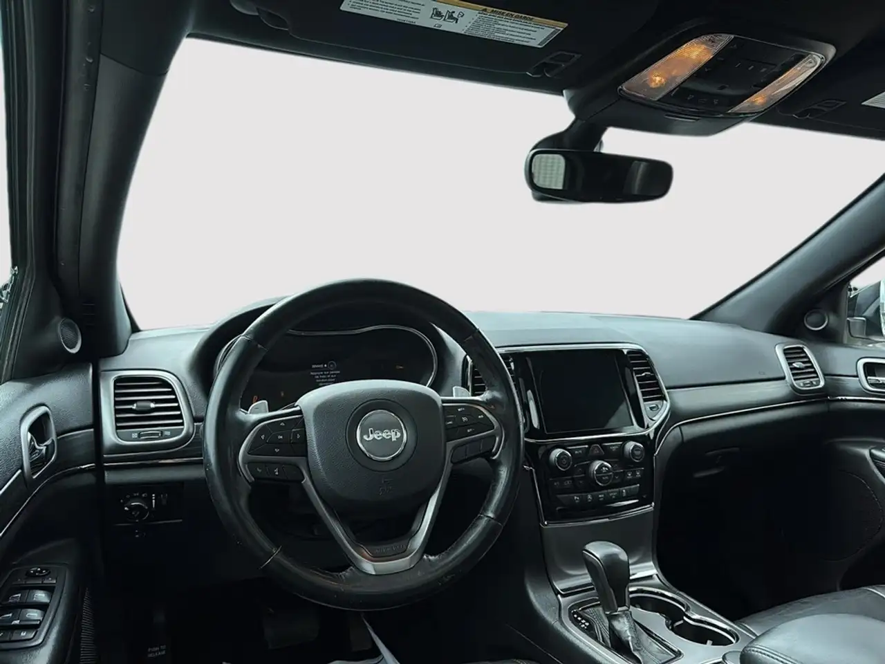 Jeep Grand Cherokee снимка Jeep Grand Cherokee