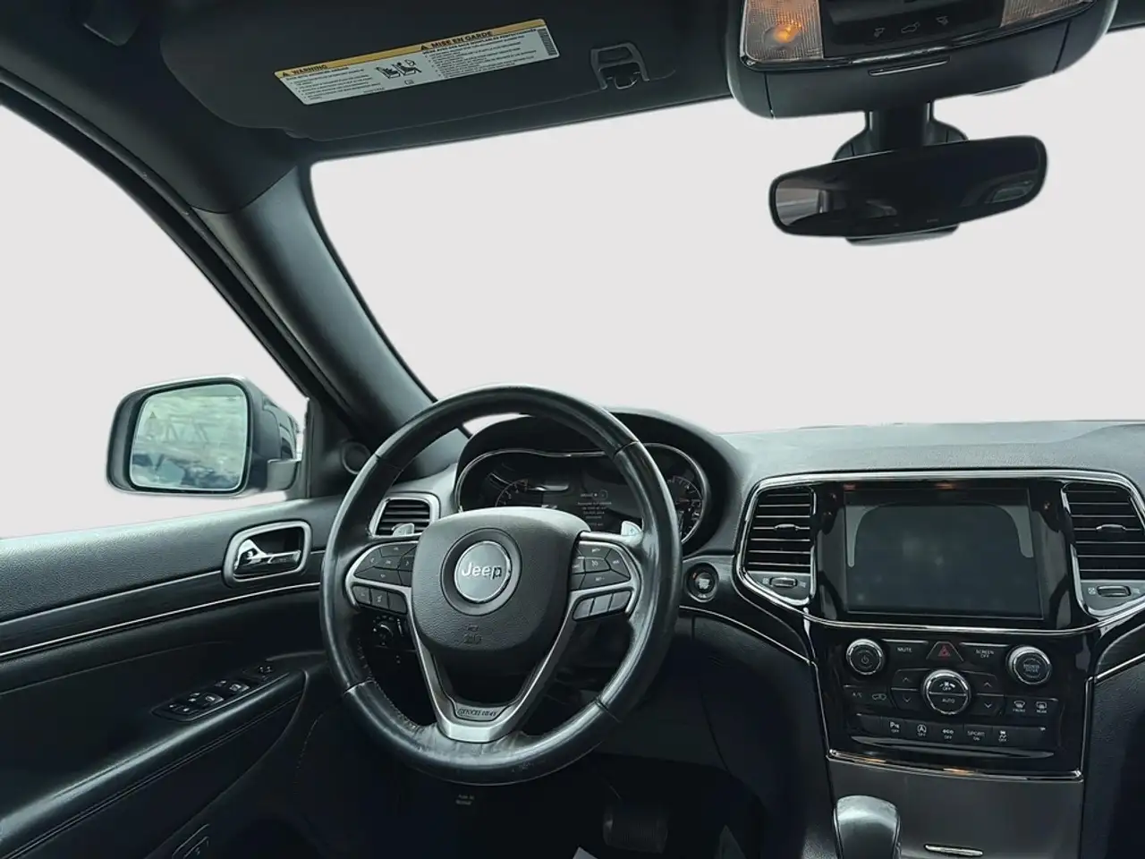 Jeep Grand Cherokee снимка Jeep Grand Cherokee