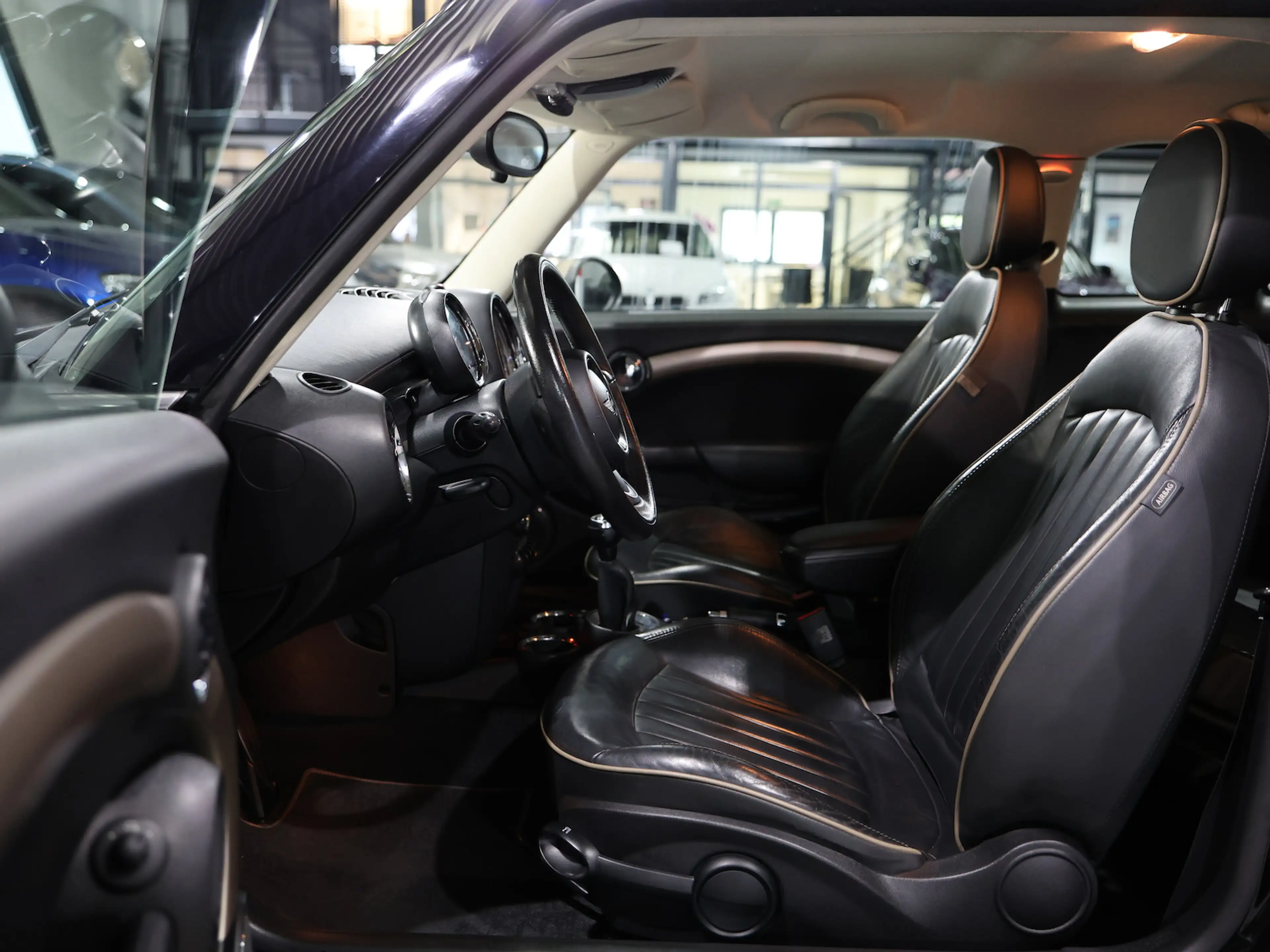 MINI Cooper D Clubman BOND-STREET / 5-SITZER / XENON — photo 13