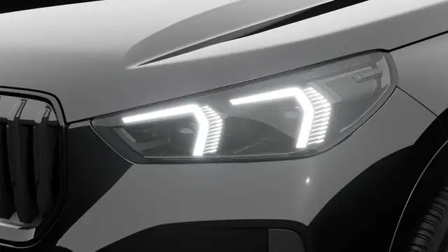BMW X1 view 6