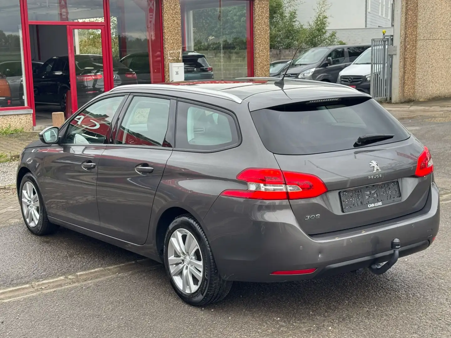 Peugeot 308 1.2 ESSENCE  PANORAMIQUE GRAND GPS LED PDC CLIM Grijs - 2