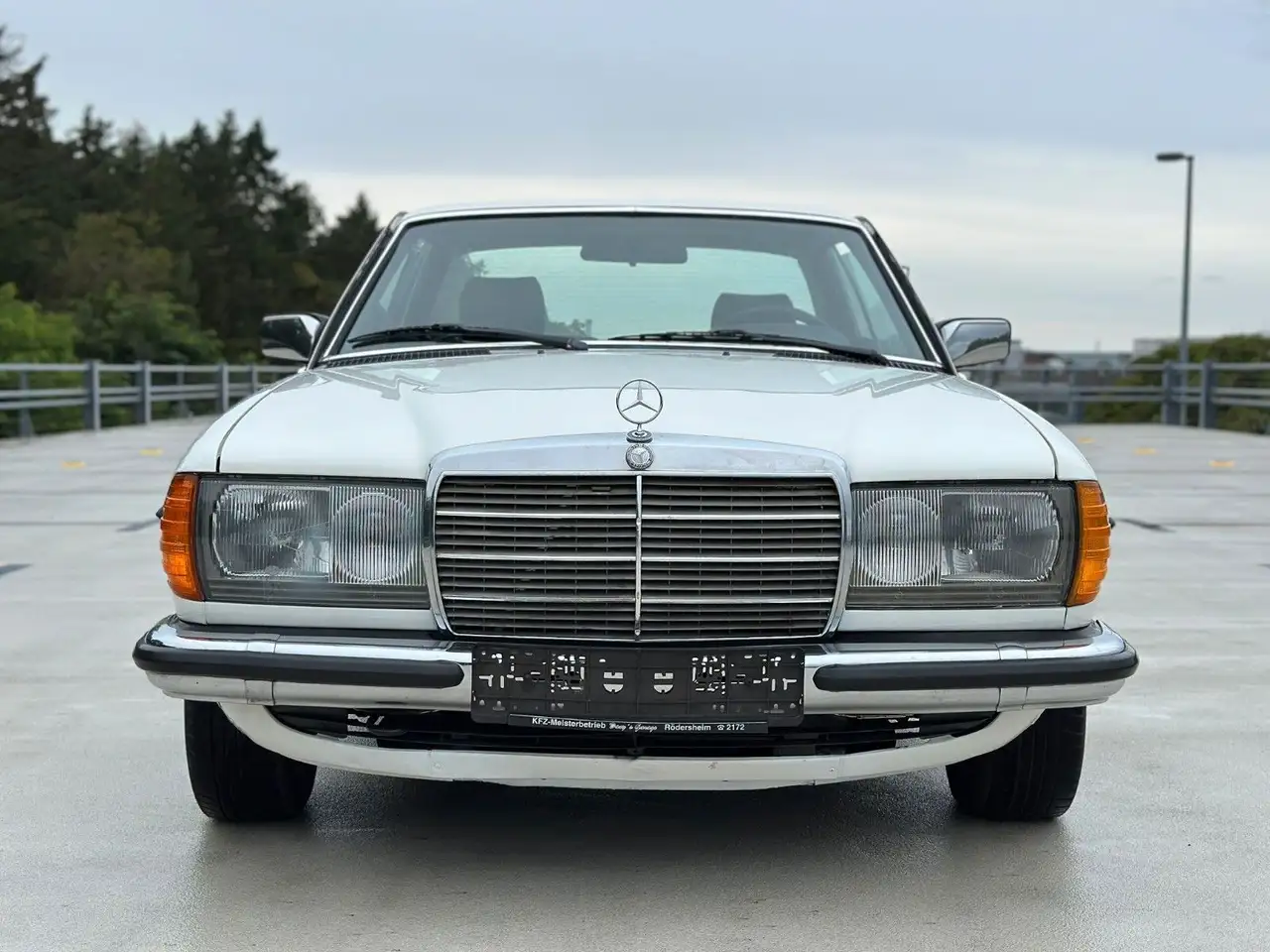 Mercedes-Benz CE 230