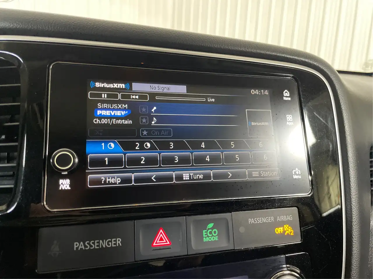 Mitsubishi Outlander снимка Mitsubishi Outlander