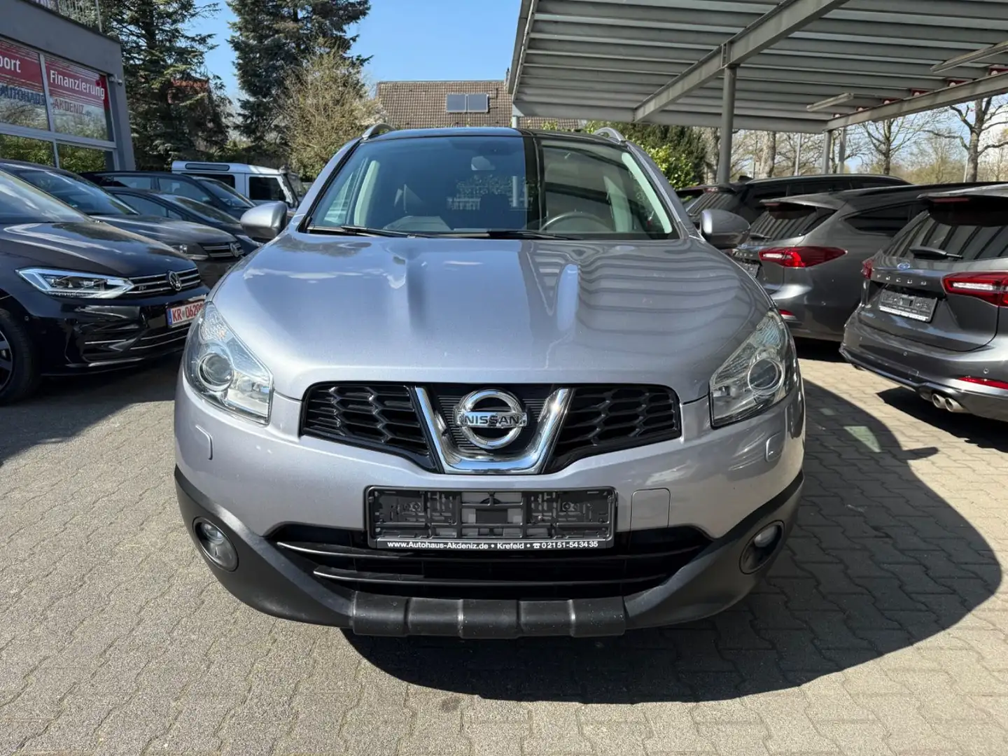 Nissan Qashqai 2.0 dCi Tekna|LEDER|NAVI|PANO|BI-XENON| Grau - 2