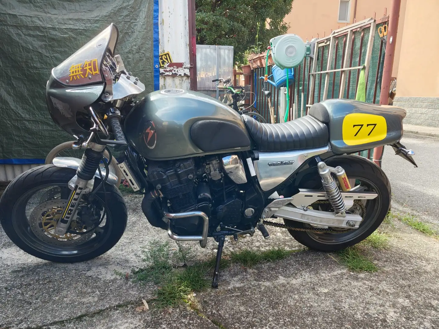 Suzuki GSX 750 INAZUMA Grigio - 2