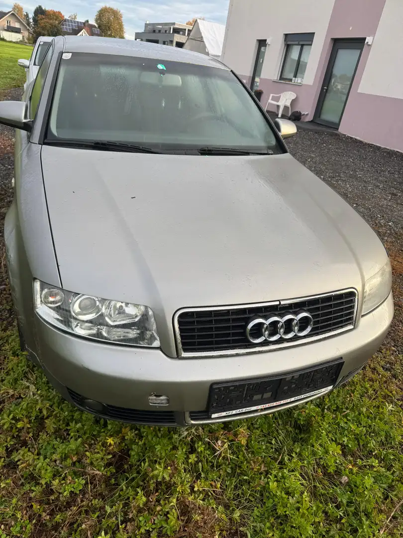 Audi A4 1.9 TDI an Bastler Export oder teile - 1