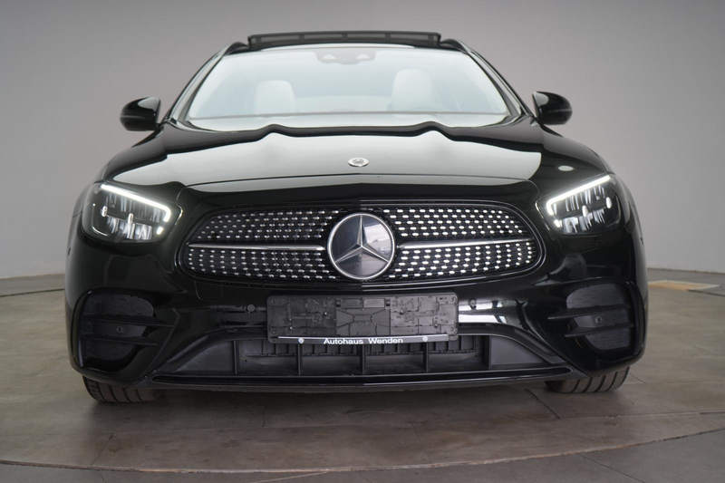 Mercedes-Benz E 300 e T 9G-Tronic AMG Line  Pano/Leder/360Kame — photo 2