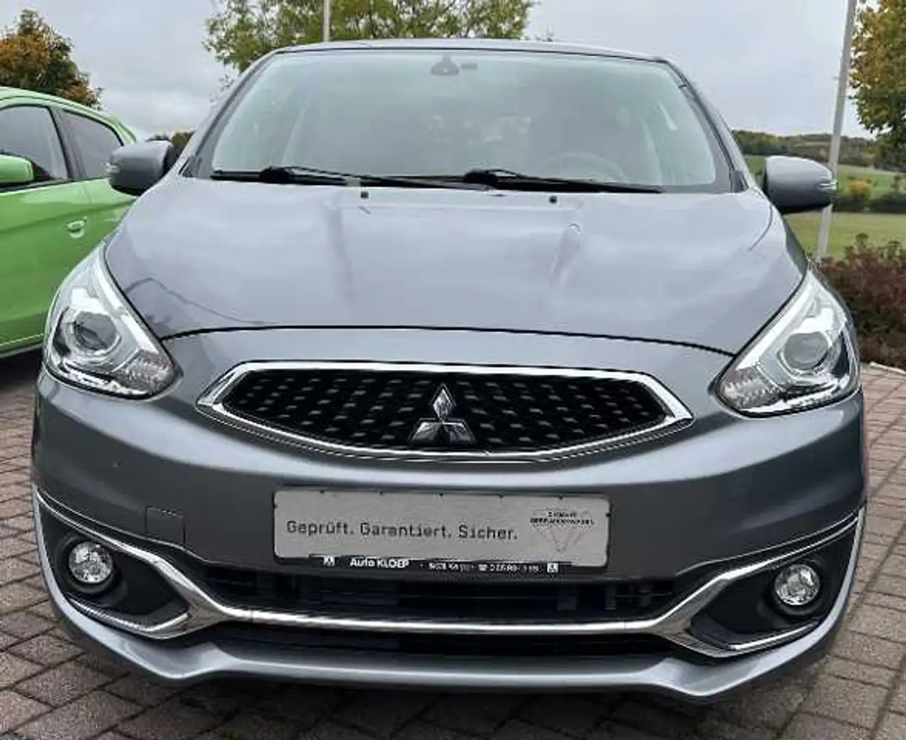 Mitsubishi Space Star TOP Extra 1.2 MIVEC ClearTec MT Grau - 2