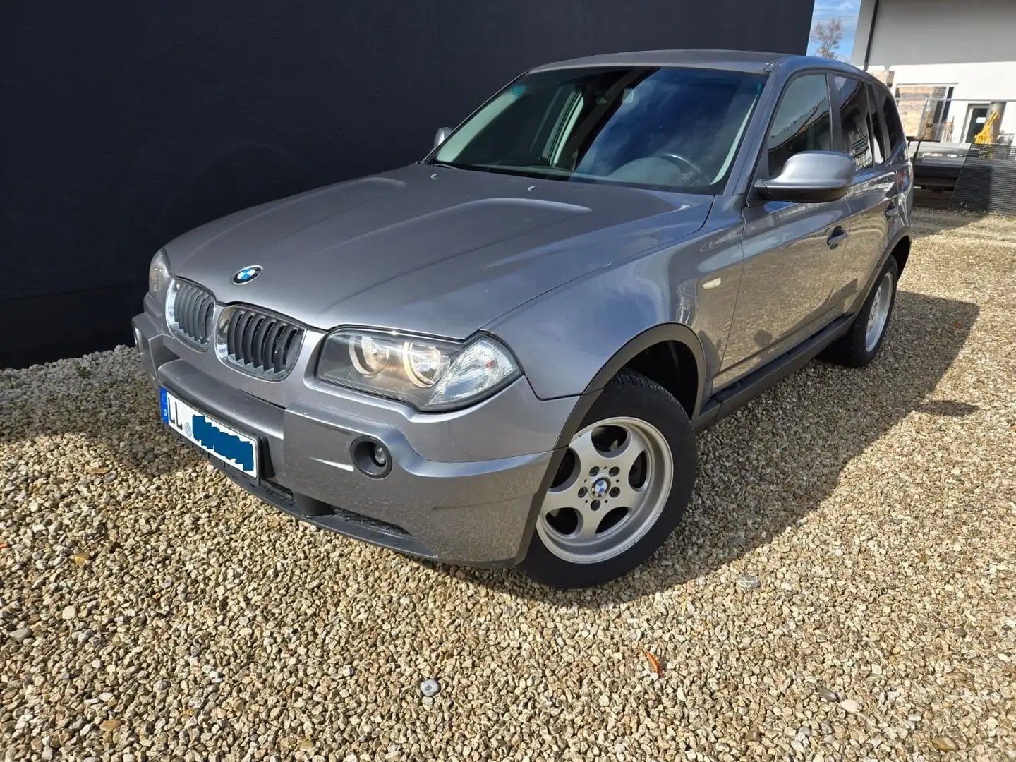 BMW X3 X3 Diesel *X3 xDrive20d**AUTOMATIK*ALLRAD*AHK** Šedá - 2