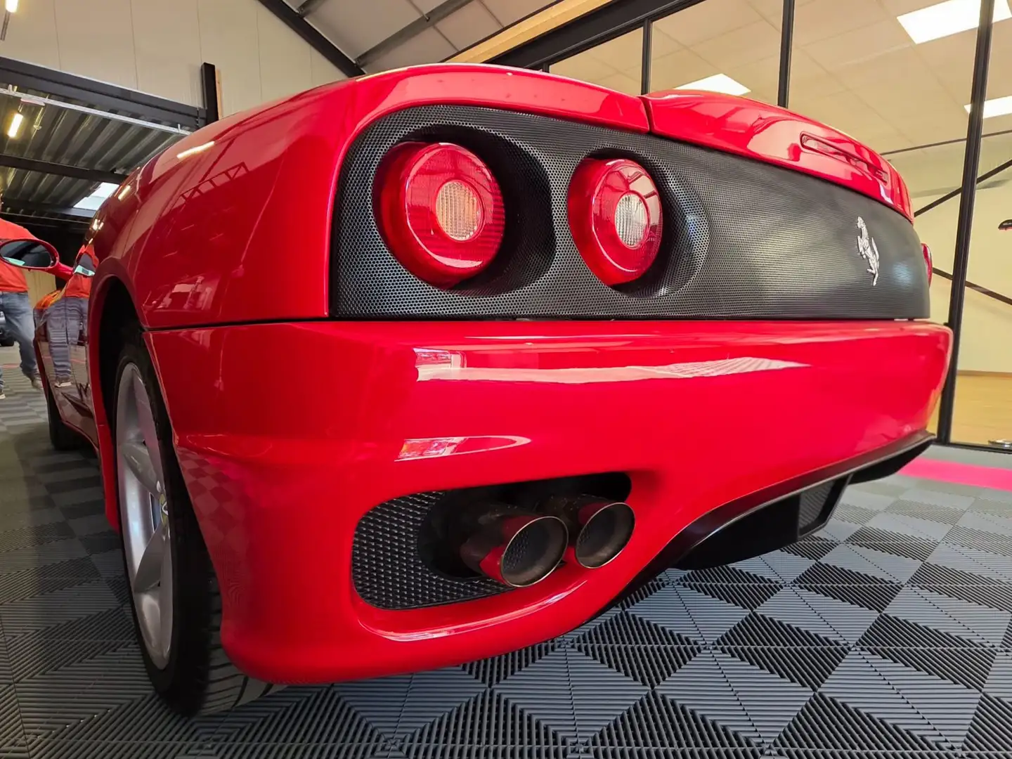 Ferrari 360 Modena Spider 3.6i V8 40v F1 Červená - 2