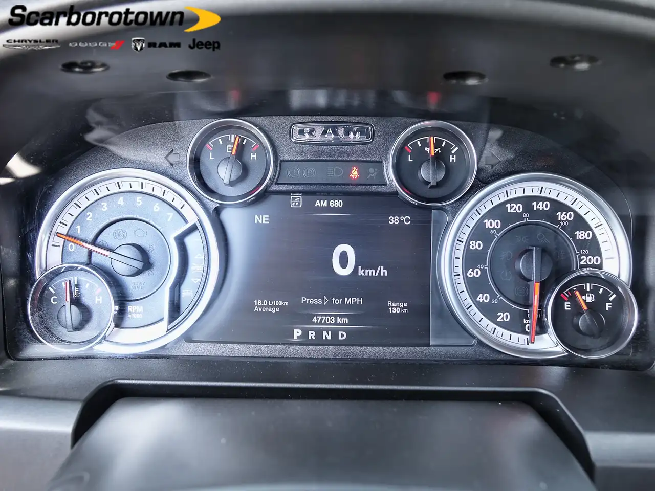RAM 1500 снимка RAM 1500