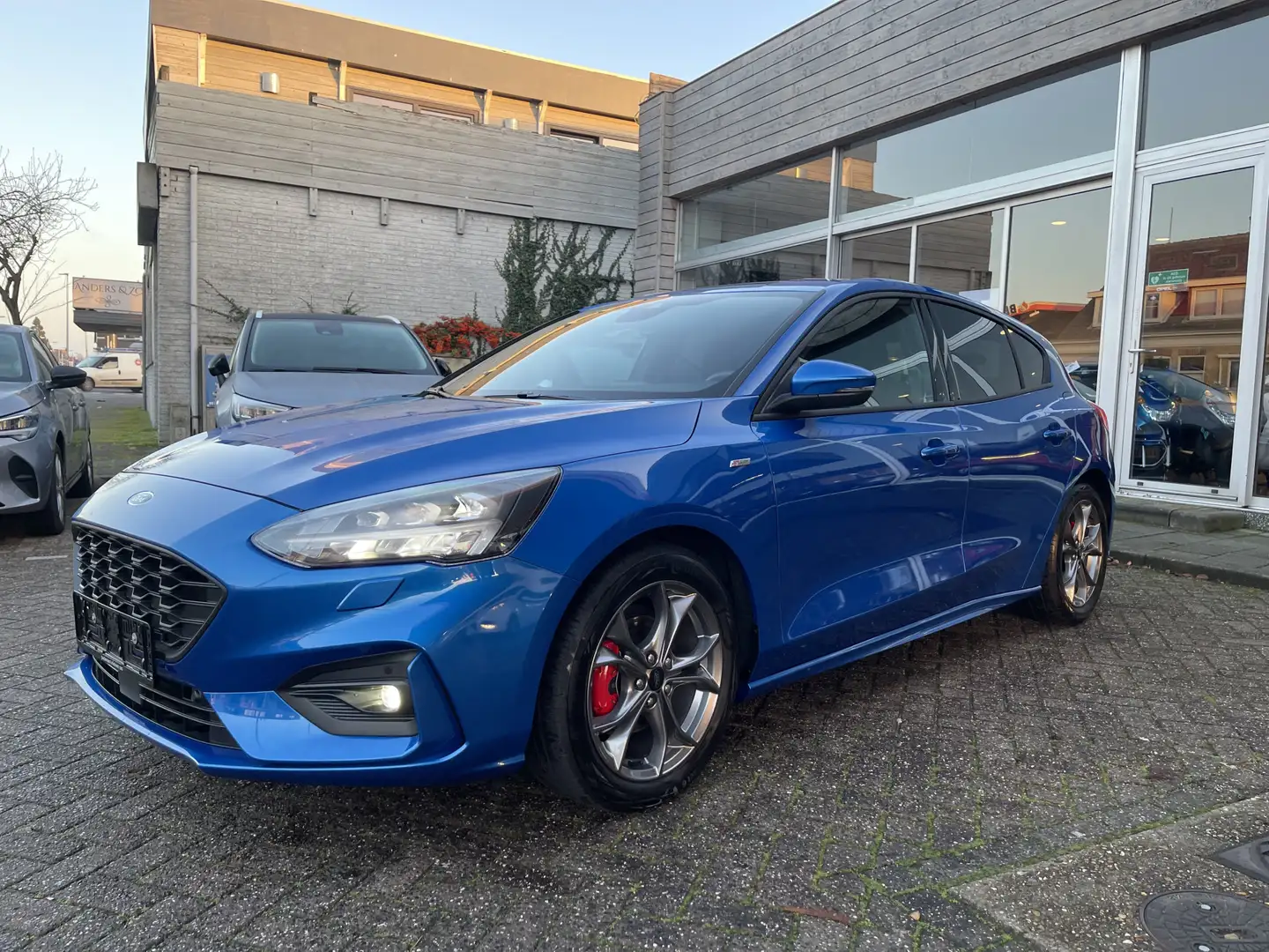 Ford Focus 1.0 EcoBoost Hybrid ST Line Climate control/stoel Blauw - 2