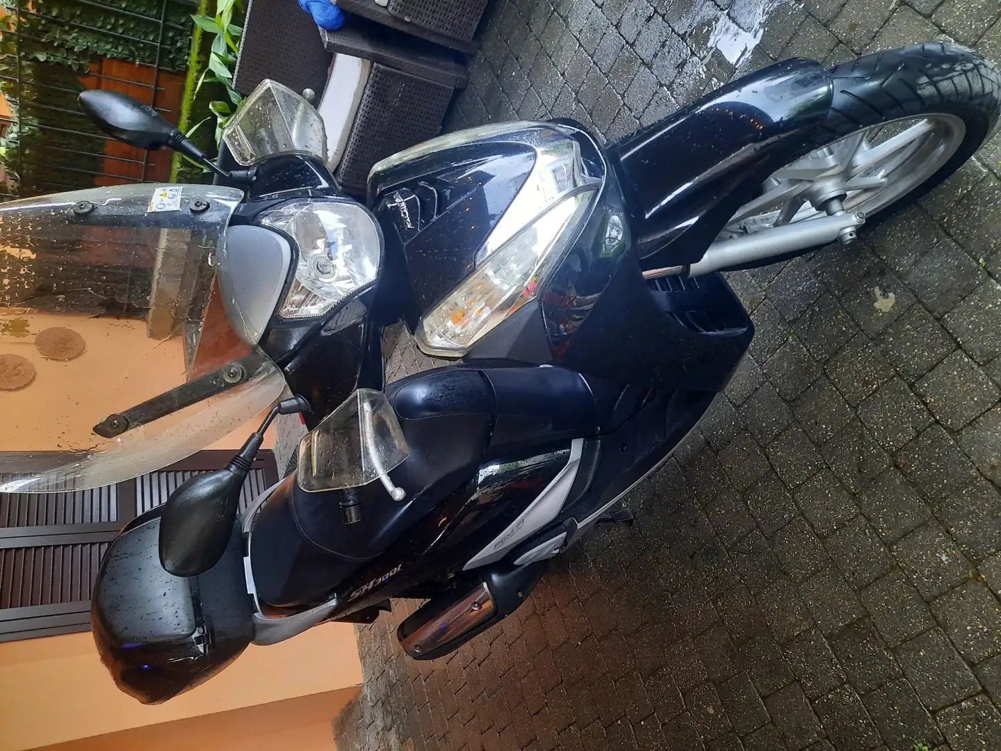 Honda SH 300 Negro - 1