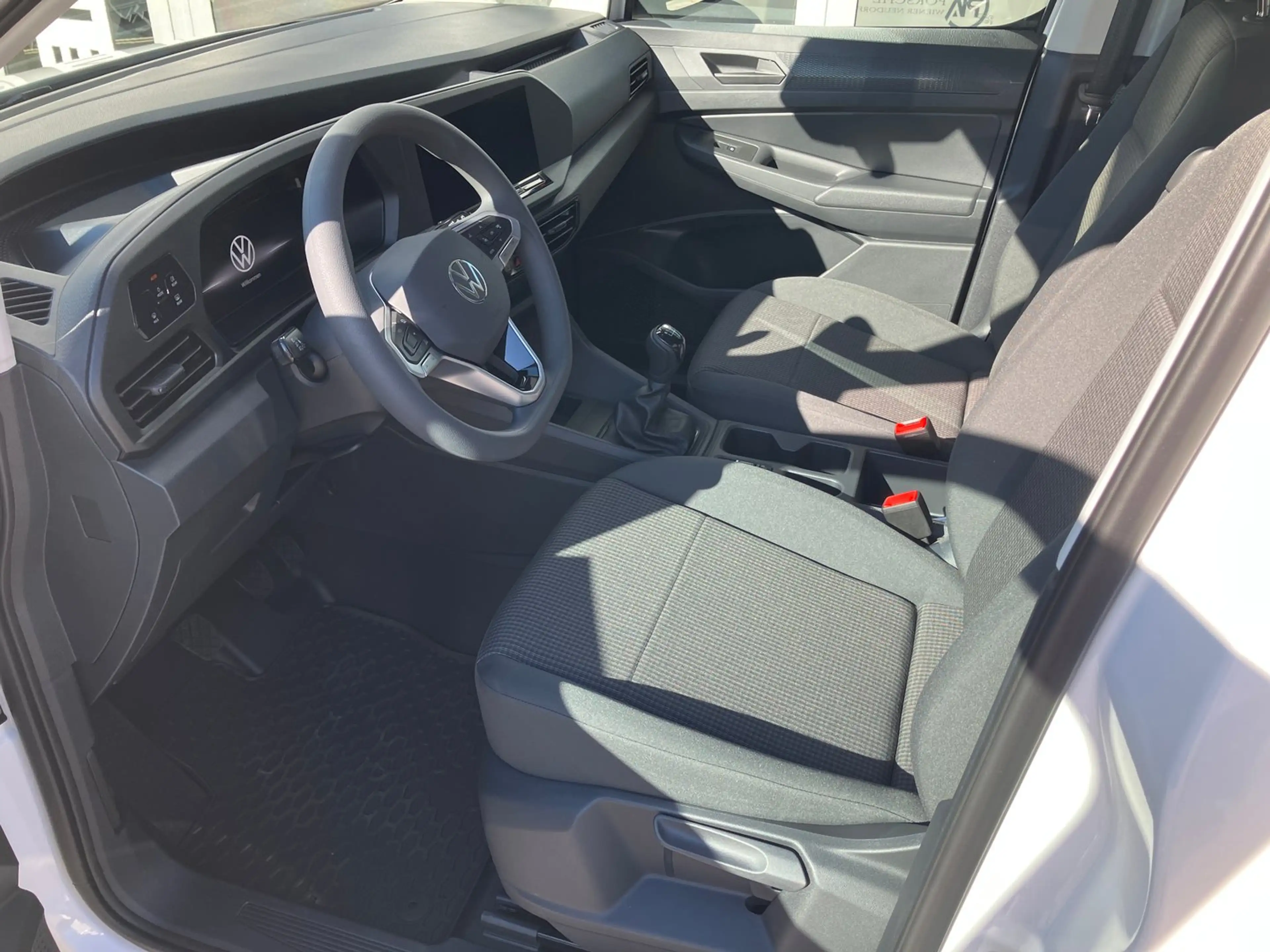 Volkswagen Caddy Cargo TDI — photo 5