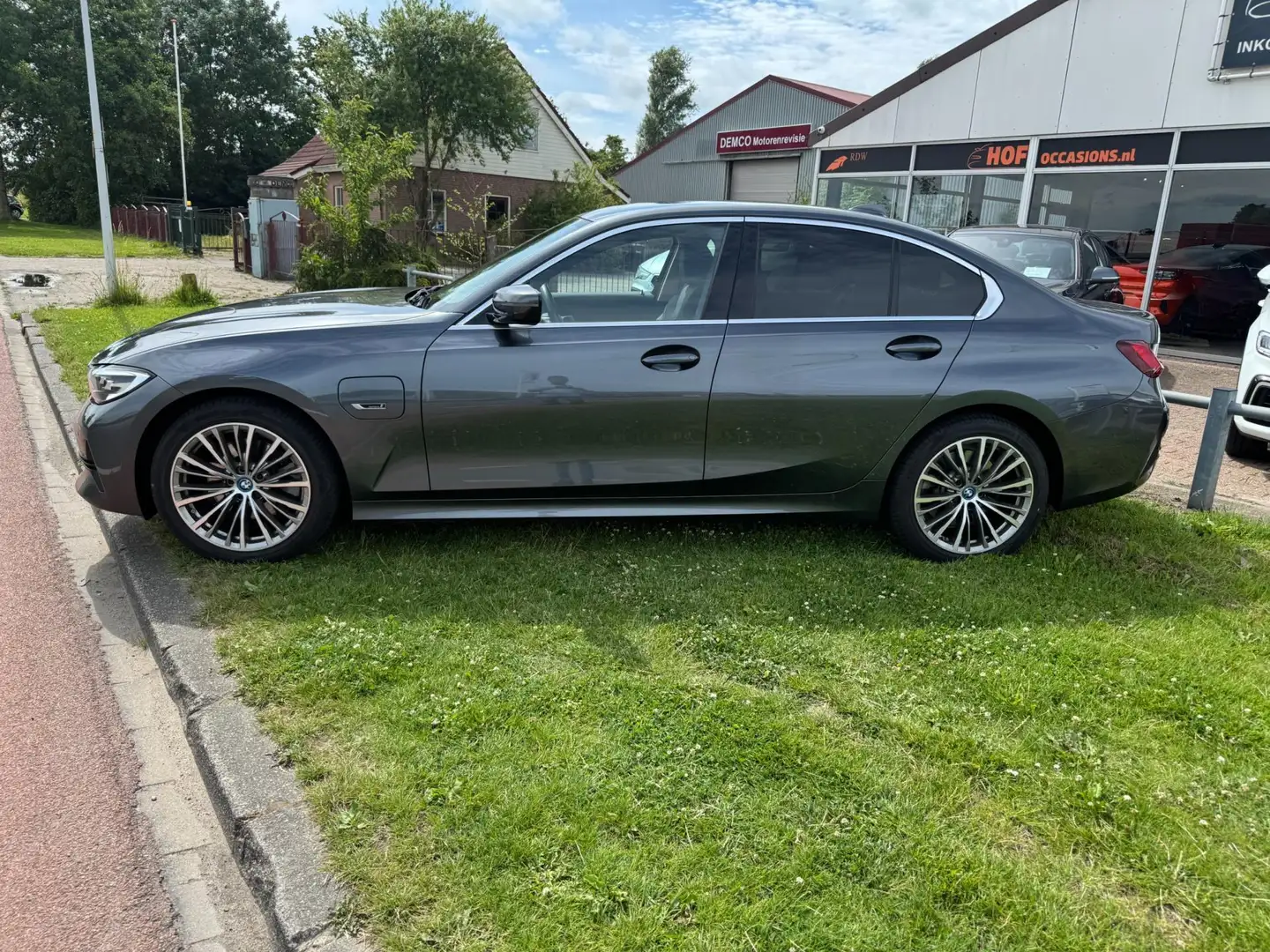 BMW 320 3-serie 320e High Executive PHEV Plug in hybride L Gris - 1