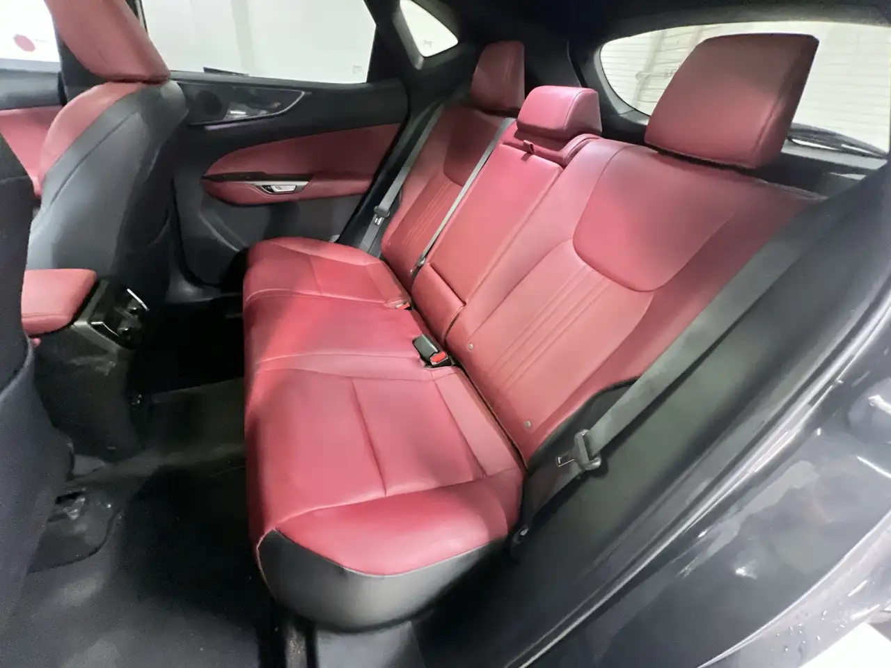 Lexus NX fotografie Lexus NX