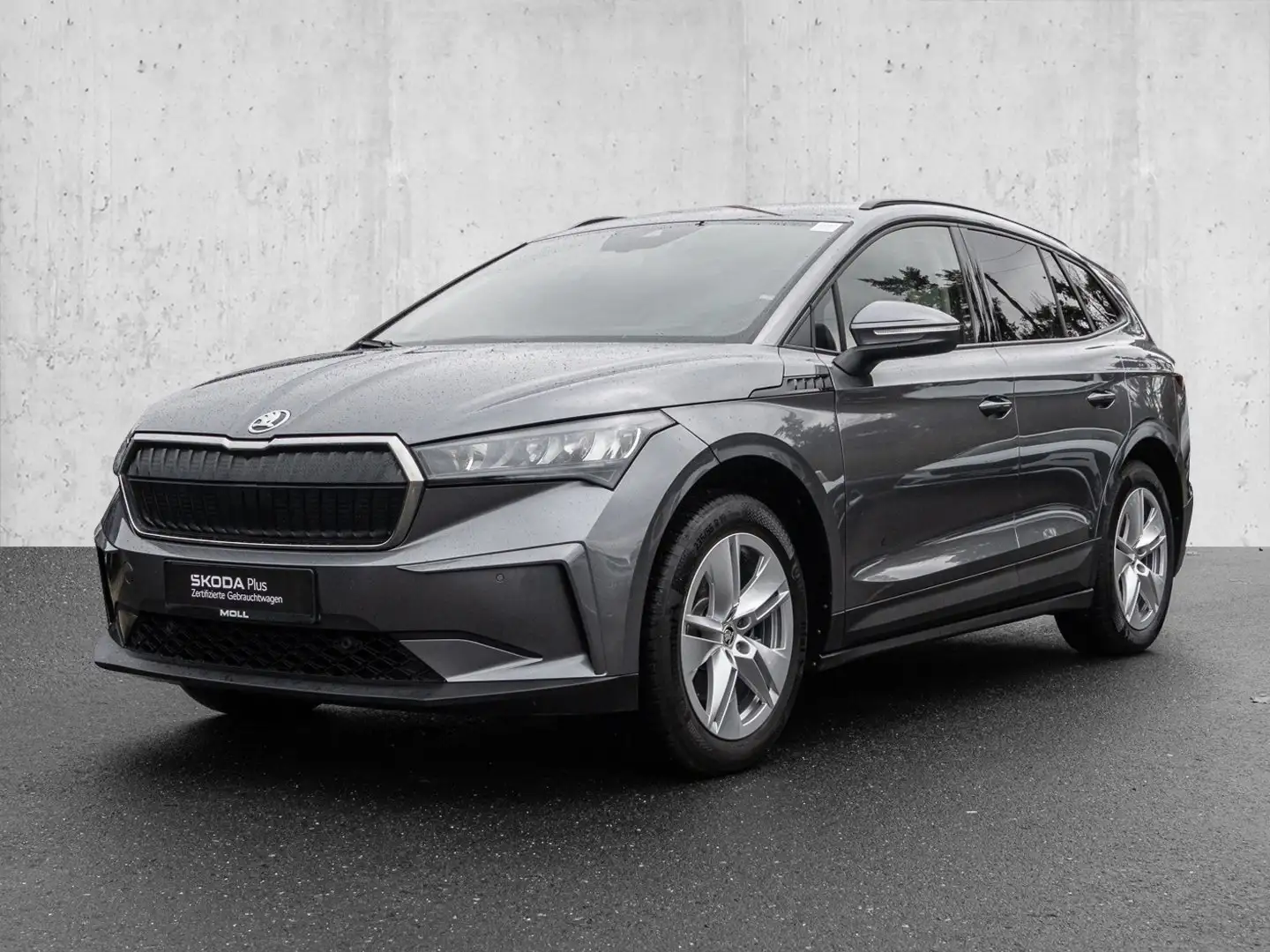 Skoda Enyaq iV 50 Grau - 2