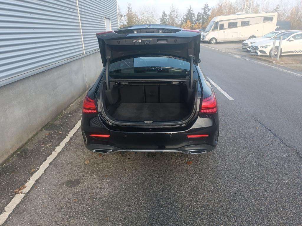 Mercedes-Benz A 220
