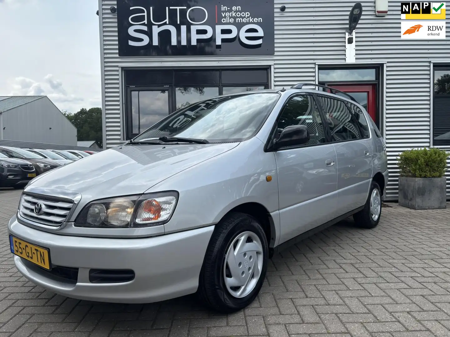 Toyota Picnic 2.0-16V GXi -AUTOMAAT-6 PERSOONS-AIRCO-198.634 KM' Серый - 1