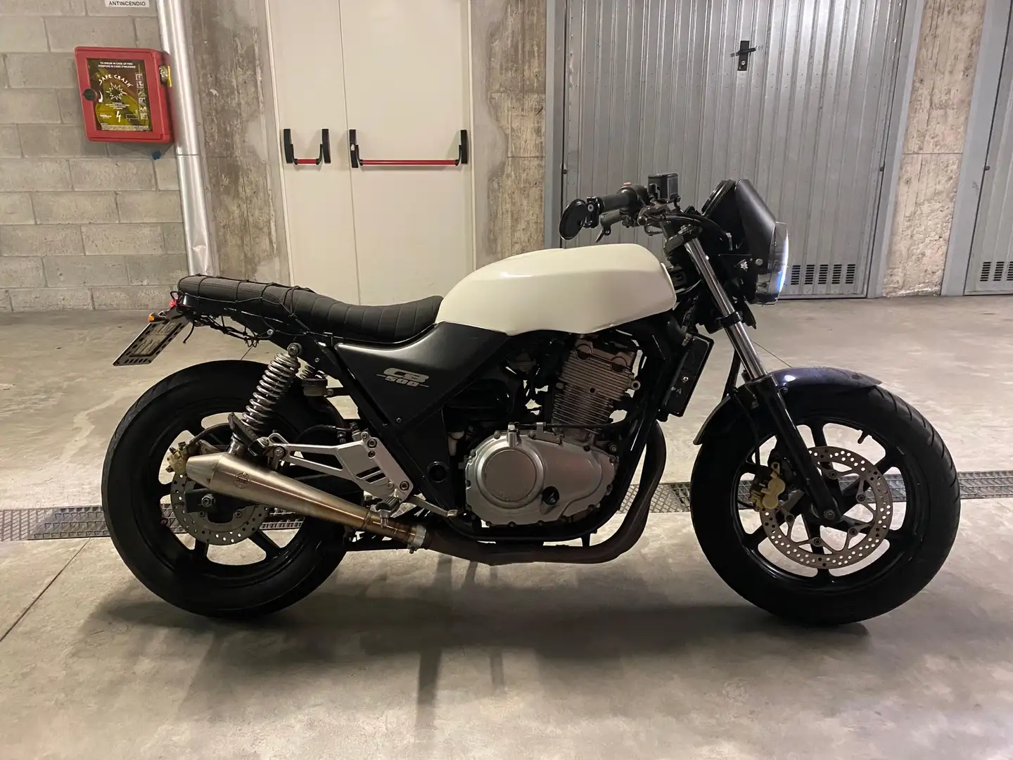 Honda CB 500 Stile Cafe Racer Bianco - 1