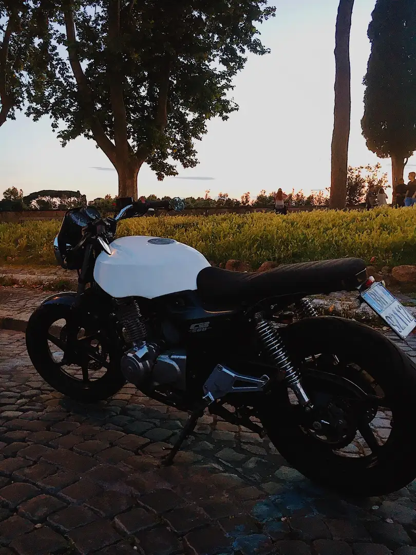 Honda CB 500 Stile Cafe Racer Bianco - 2