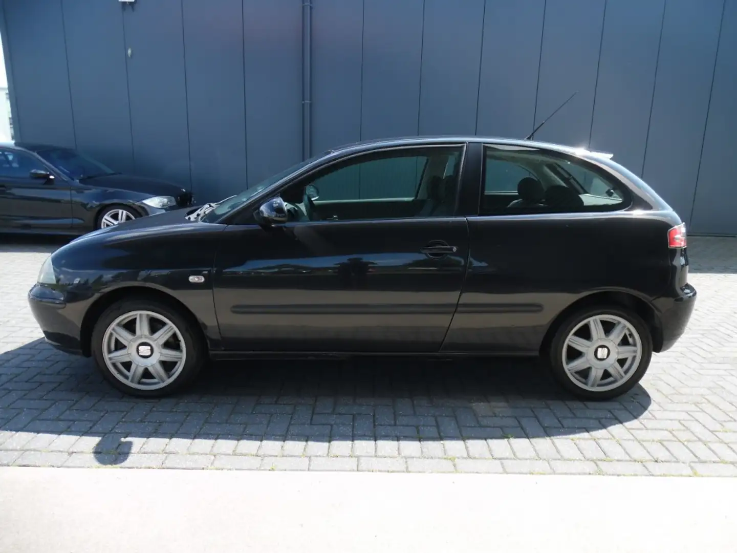 SEAT Ibiza 2.0 SPORT Zwart - 2