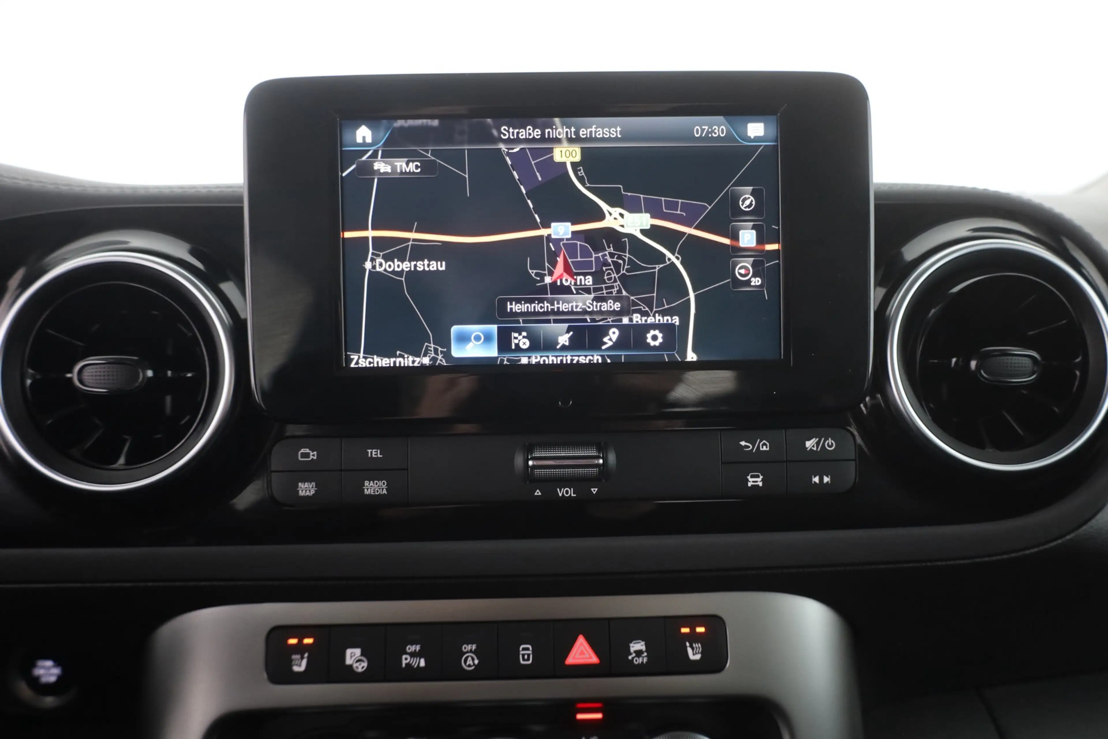 Mercedes-Benz T-Class T180d Progressive LED Navi Kamera Tempomat DAB — photo 11