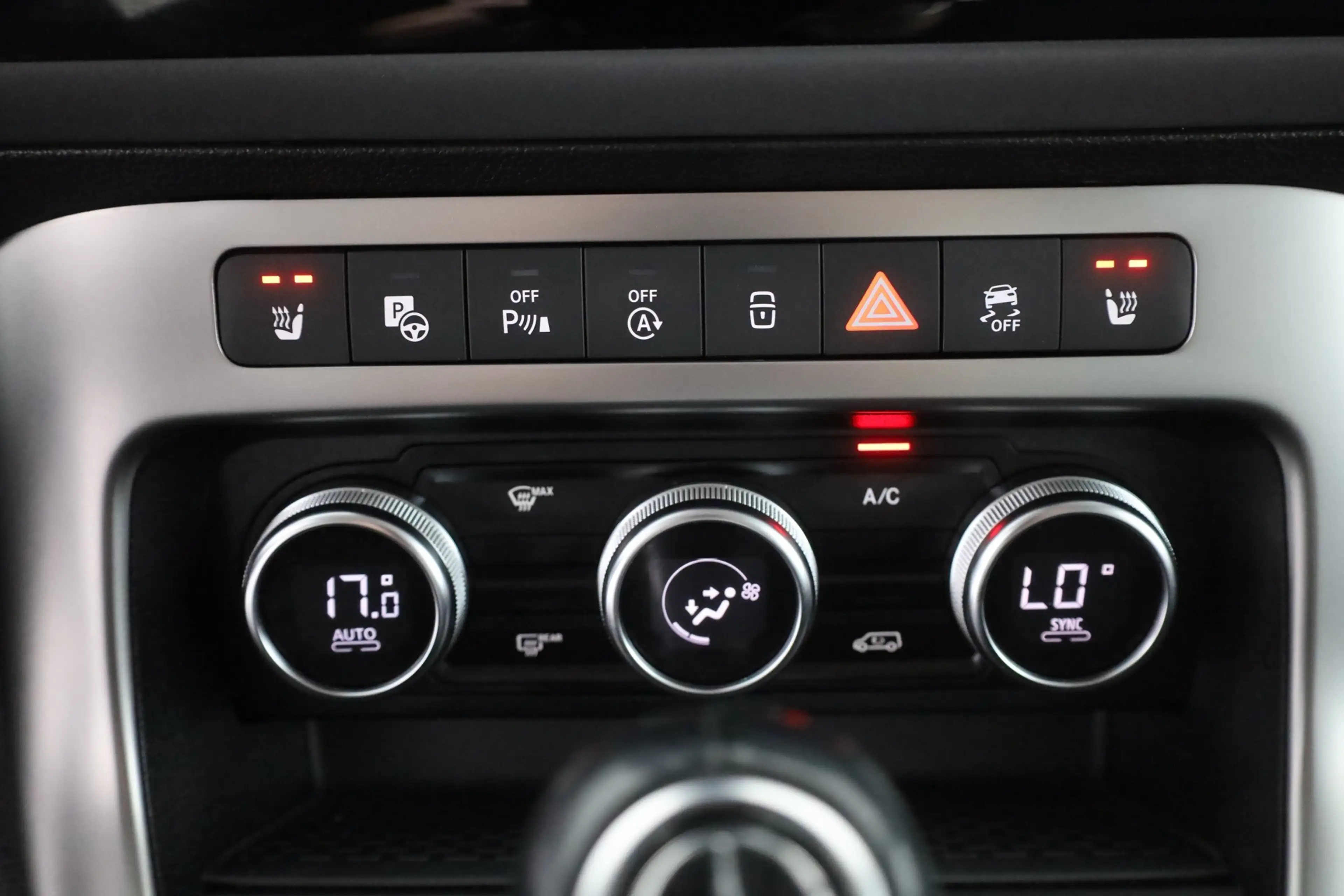 Mercedes-Benz T-Class T180d Progressive LED Navi Kamera Tempomat DAB — photo 12