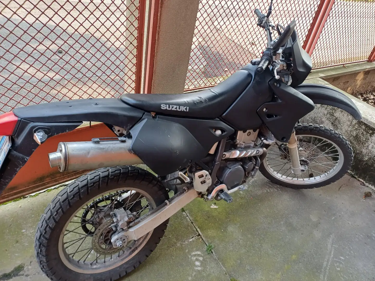 Suzuki DR-Z 400 crna - 1