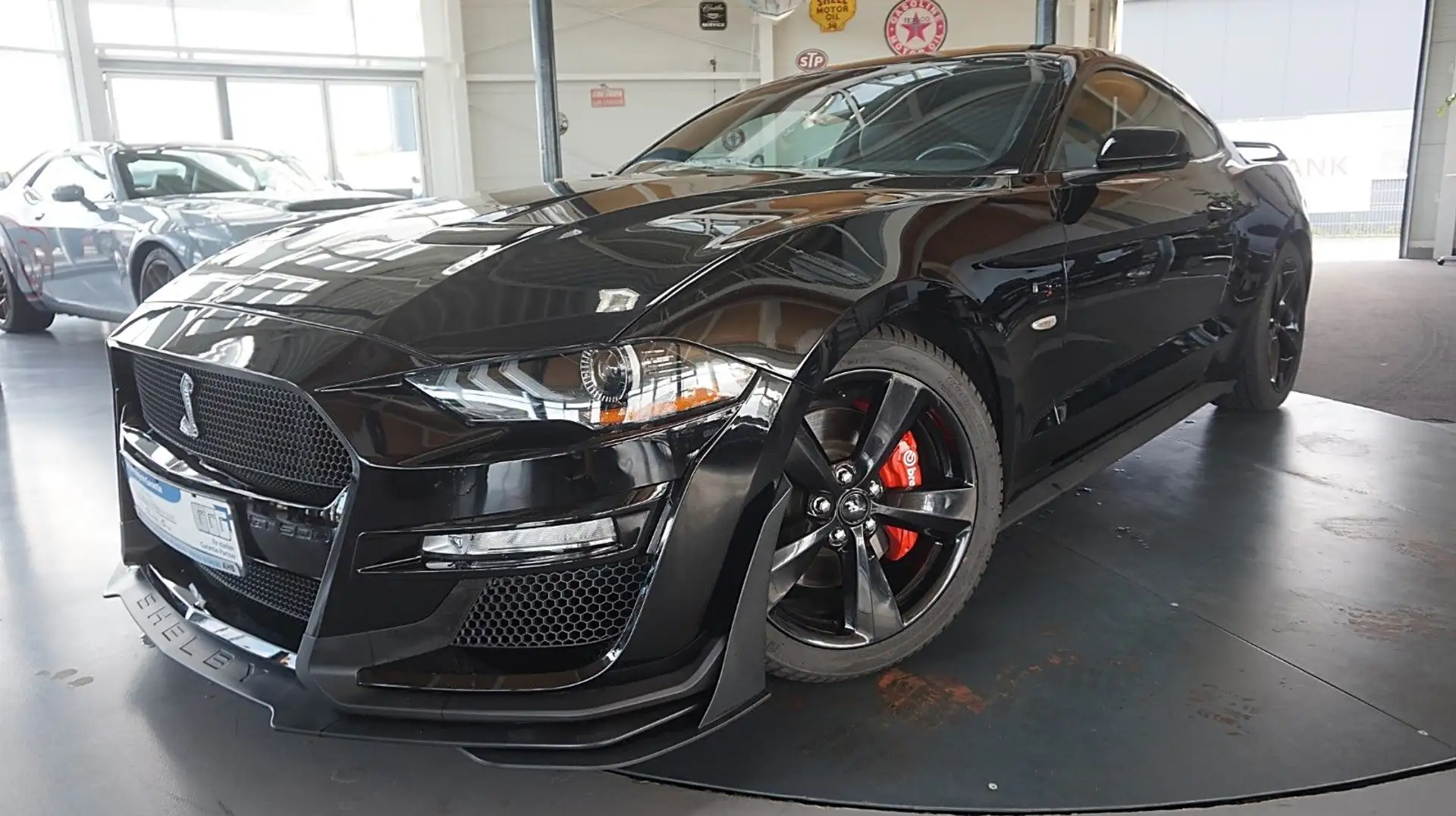 Ford Mustang 5.0 V8 GT 500 *Navi*Alu19*Leder*Tempo* Schwarz - 1