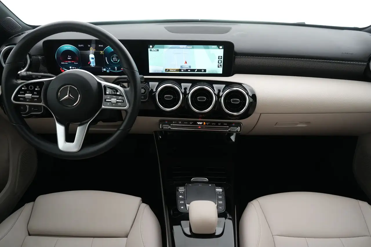 Mercedes-Benz A-Class 200dA Luxury Line LEDER/CUIR LED GPS PDC CAM Verw., миниатюра 13