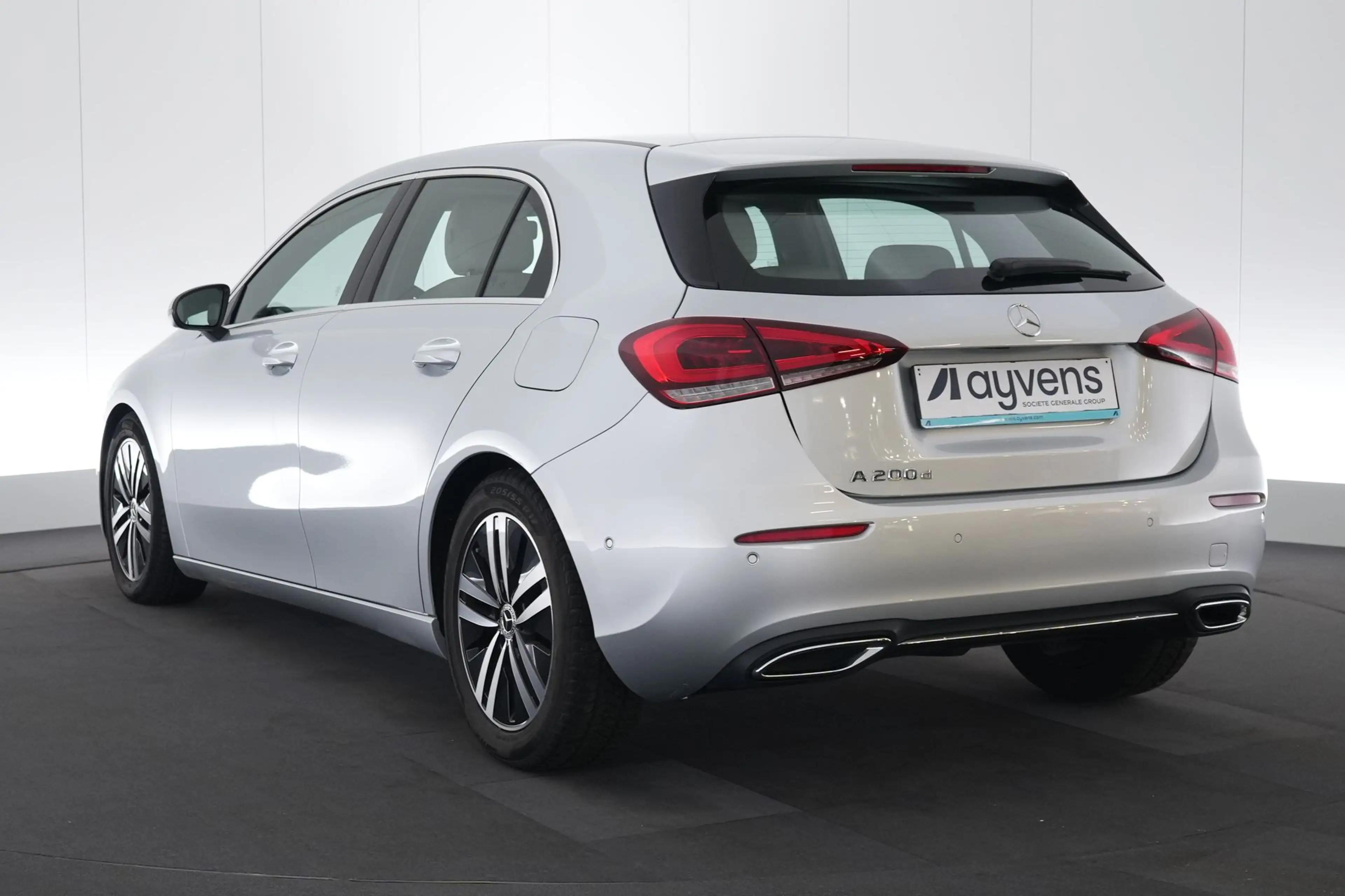 Mercedes-Benz A 200 200dA Luxury Line LEDER/CUIR LED GPS PDC CAM Verw. — photo 9